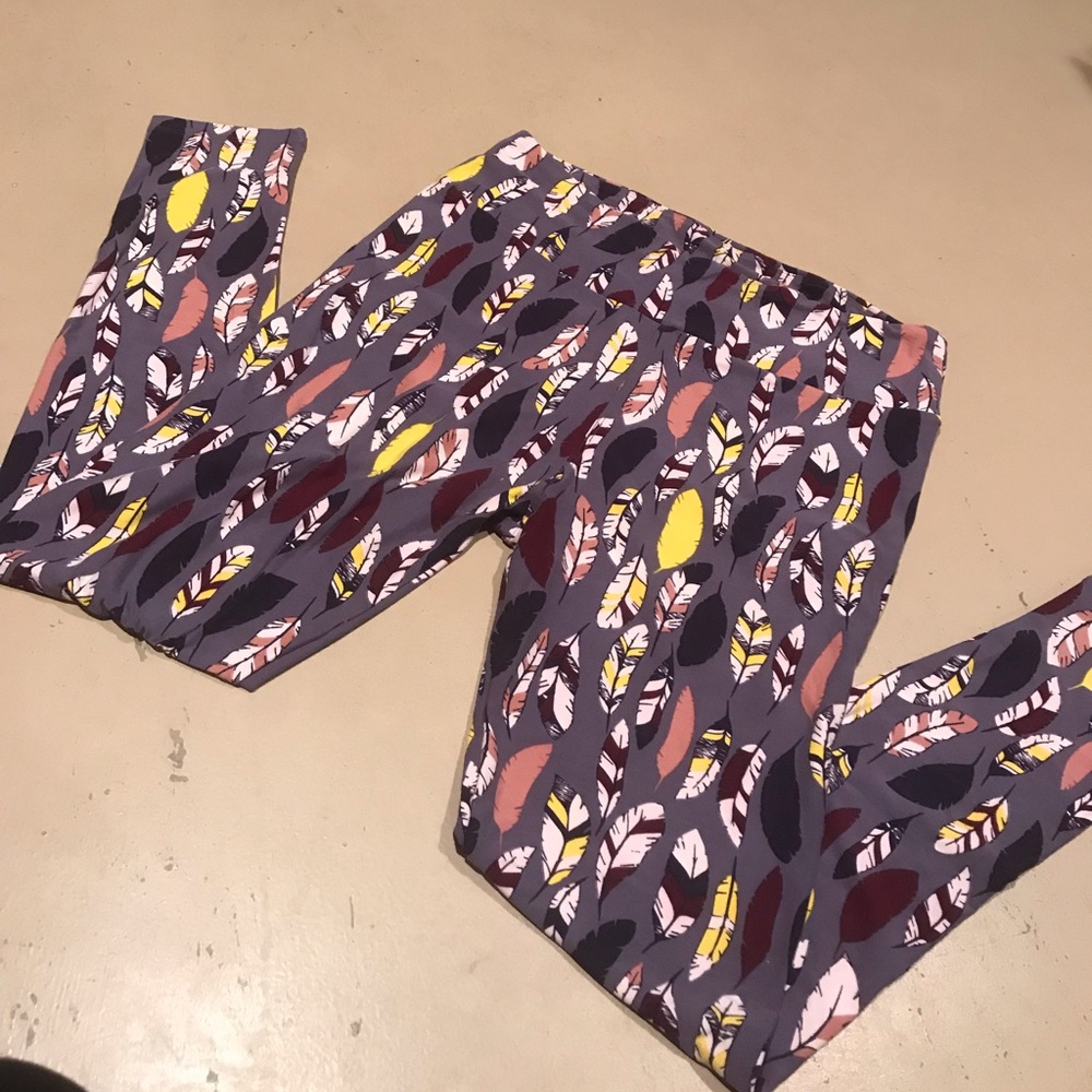 Like New LulaRoe Leggings | Tall & Curvy
